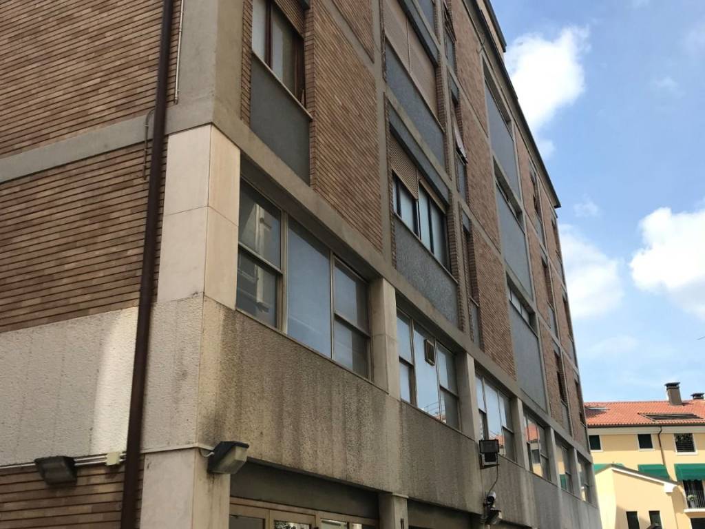 Palazzo / stabile a Rovigo in Vicolo Luigi Siviero, 13 - Foto 2