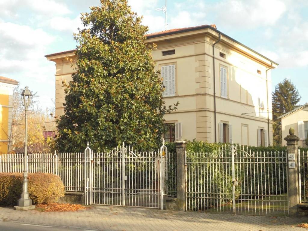 Villa a Collecchio in Viale Libertà - Foto 4