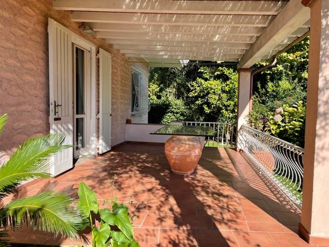 Villa a Forte dei marmi in Via della Barbiera - Foto 3