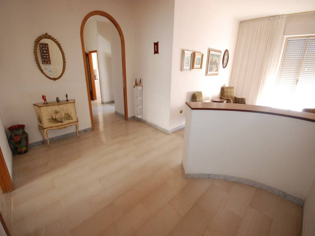 Appartamento a Foggia in Viale Michelangelo, 68 - Foto 2