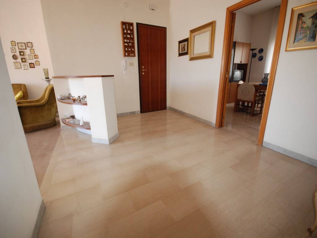 Appartamento a Foggia in Viale Michelangelo, 68 - Foto 3