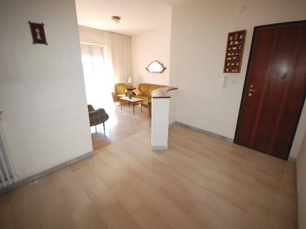 Appartamento a Foggia in Viale Michelangelo, 68 - Foto 4