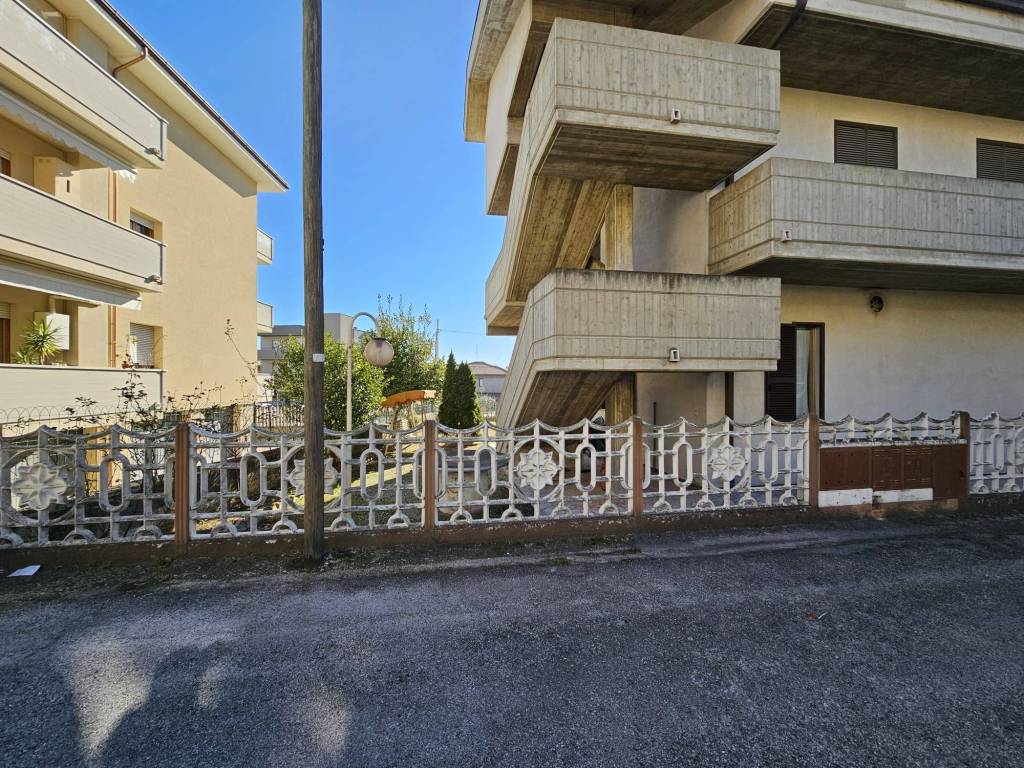 Villa a Giulianova in Via Enrico Fermi - Foto 3