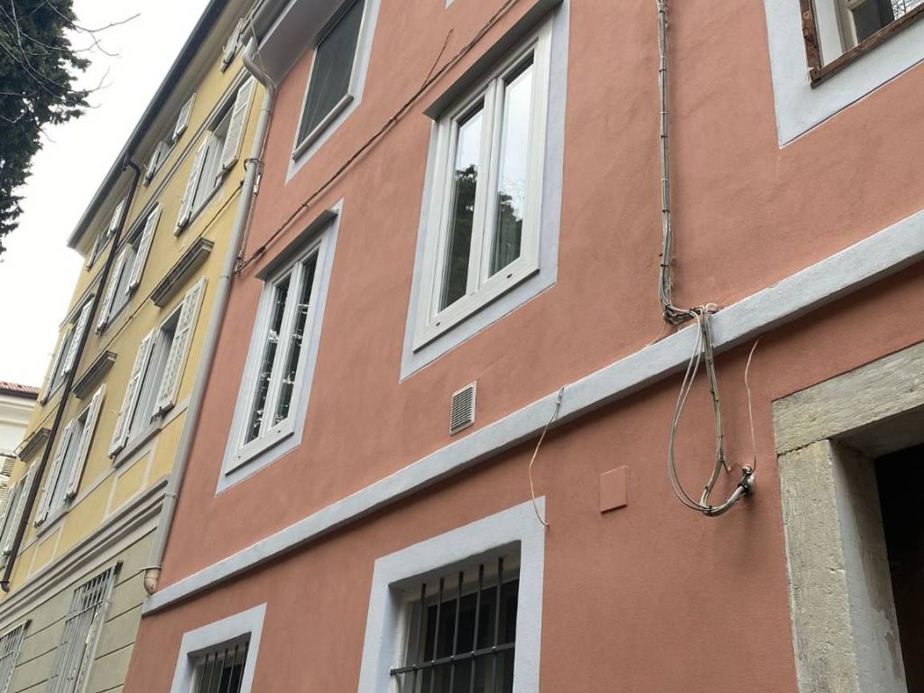 Appartamento a Trieste in Via San Cipriano, 7 - Foto 2