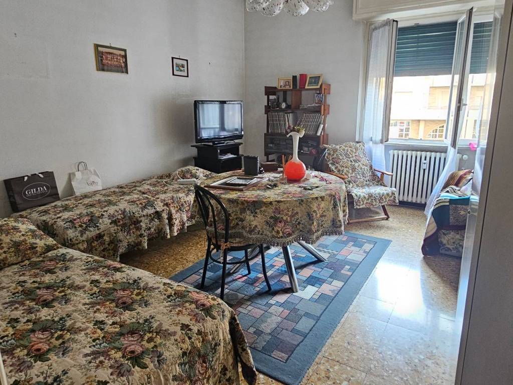 Appartamento a Asti in Piazza Leonardo da Vinci - Foto 5