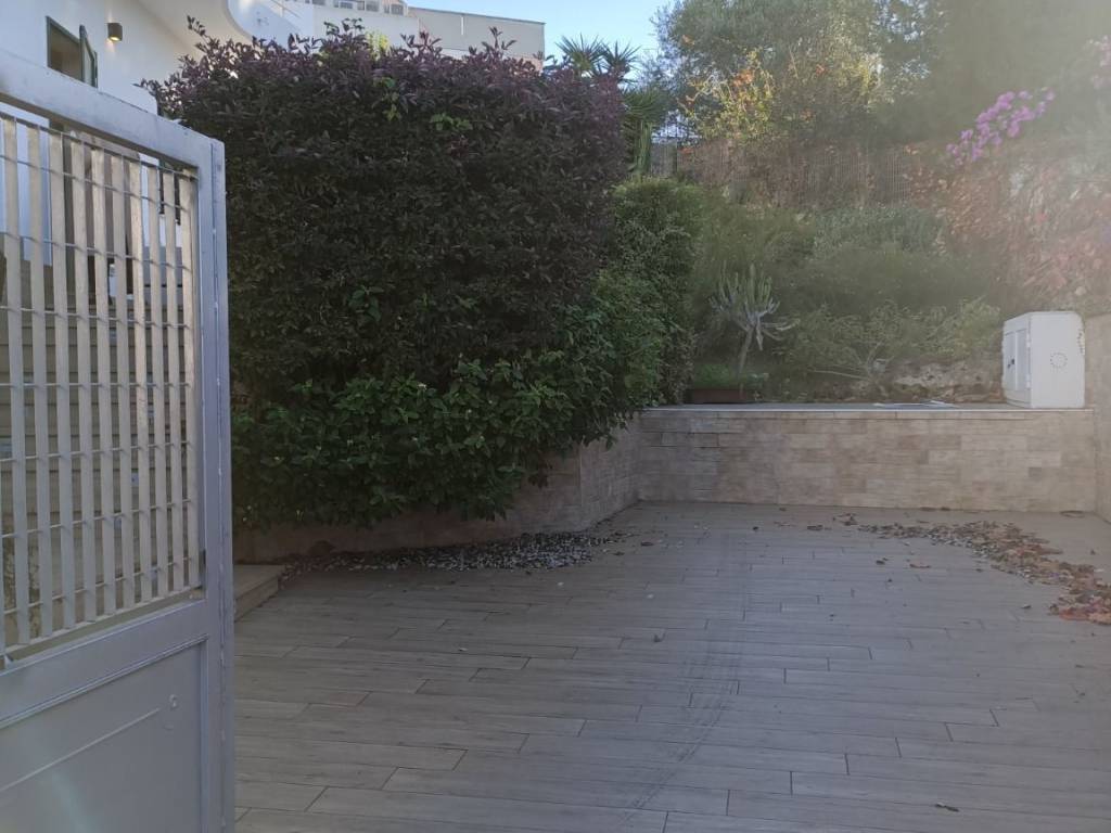 Villa a Taranto in Via Buganville, 19 - Foto 2