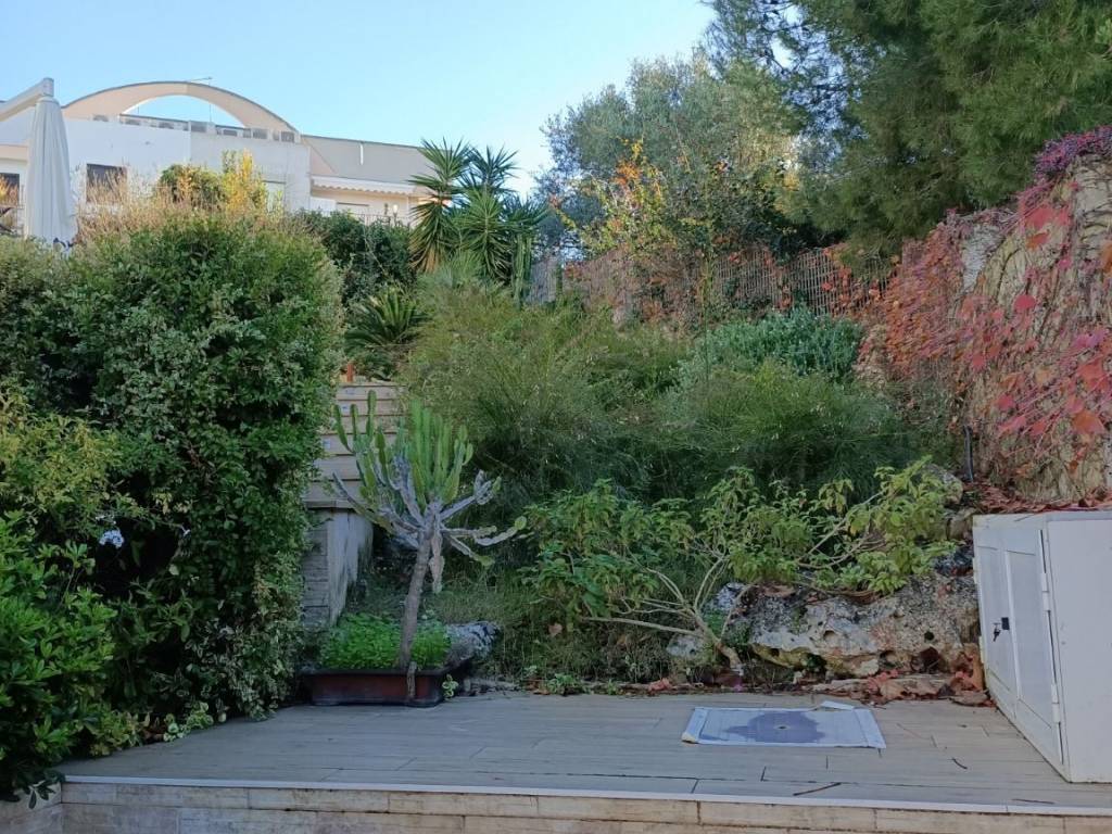 Villa a Taranto in Via Buganville, 19 - Foto 3