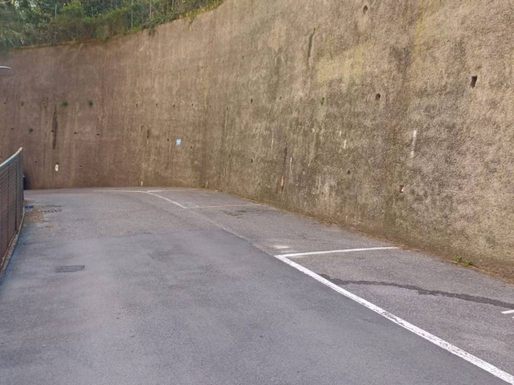 Box / garage a Genova in Via Franco Antolini, 14 - Foto 2