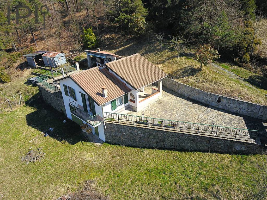 Villa a Giusvalla in Loc. Zanera - Foto 4