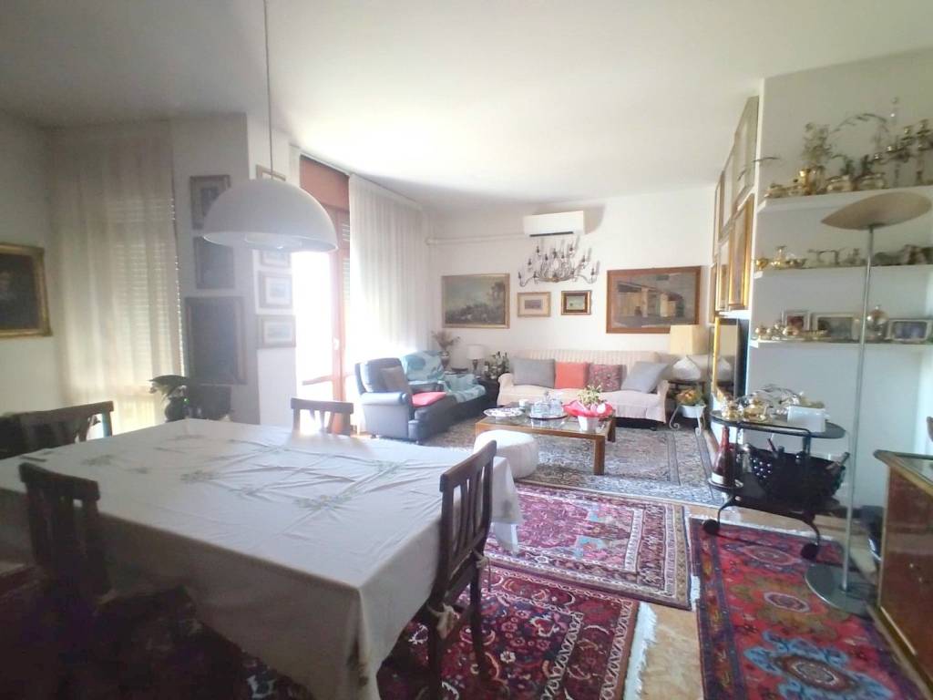 Appartamento a Rovigo in Piazzale Gabriele D'Annunzio - Foto 4