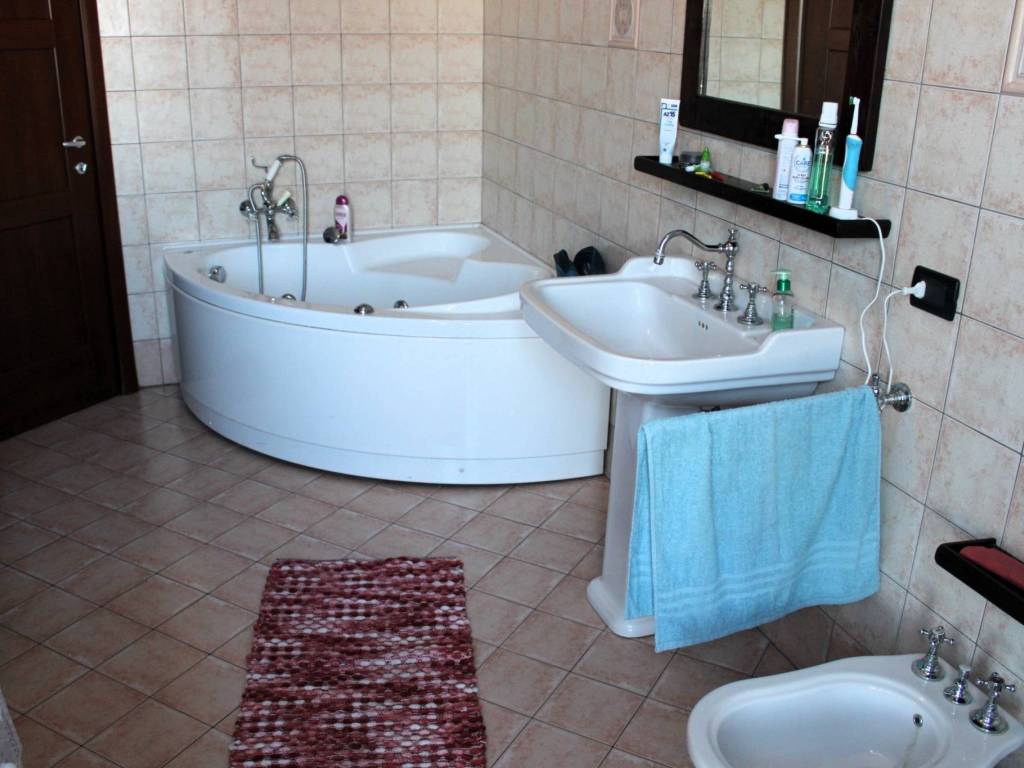 Villa a Trino in Via Vercelli, 10 - Foto 5