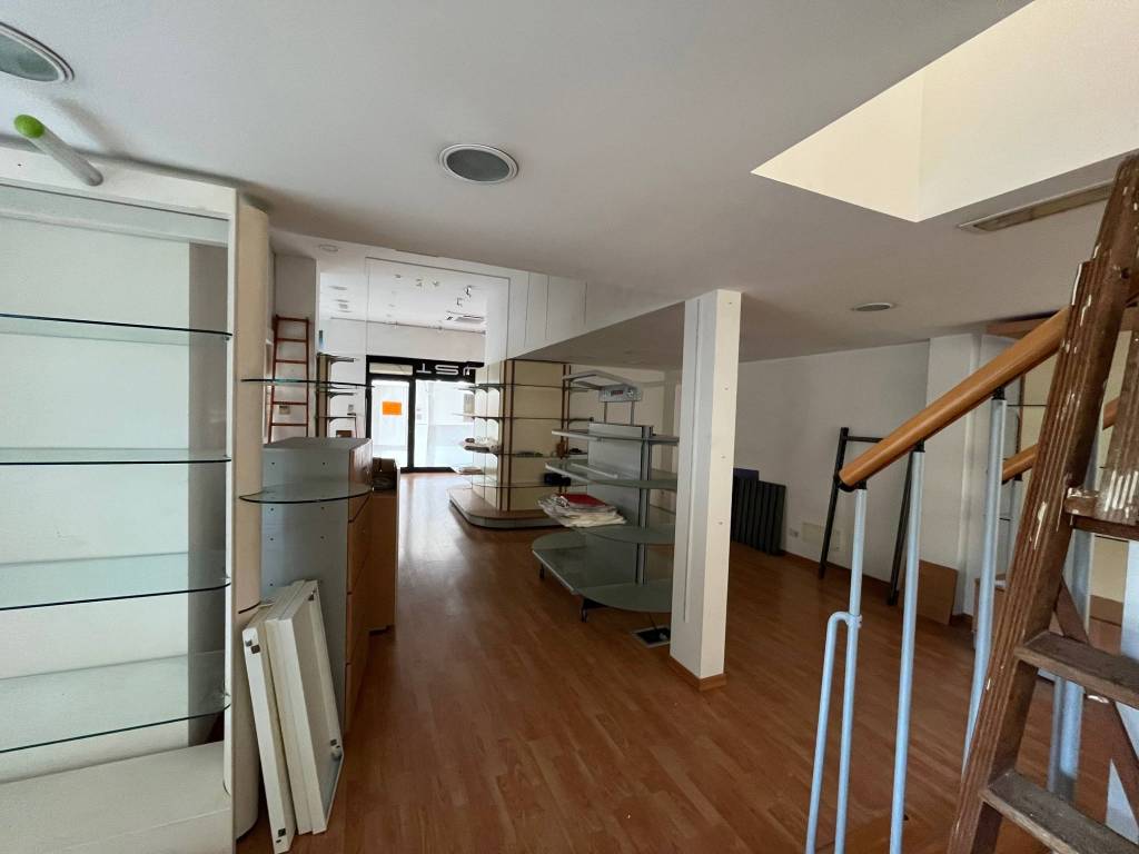 Immobile a Rimini in Viale Guglielmo Marconi, 94 - Foto 3