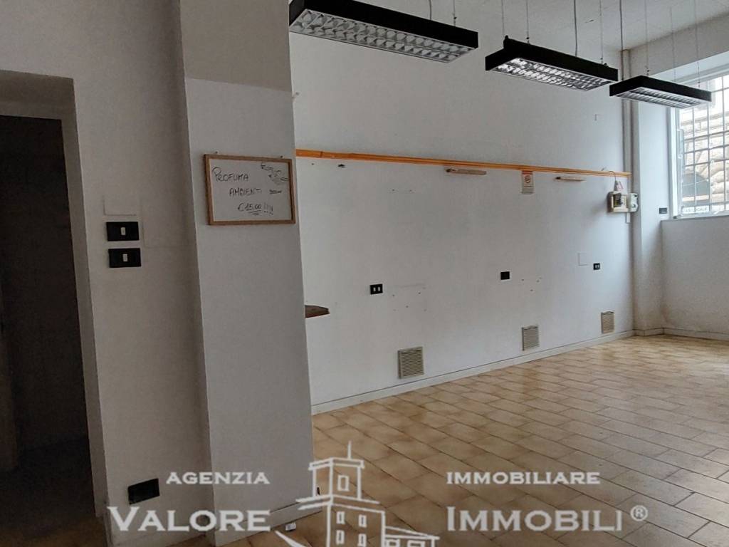 Immobile a Livorno in Piazza Camillo Benso di Cavour - Foto 4