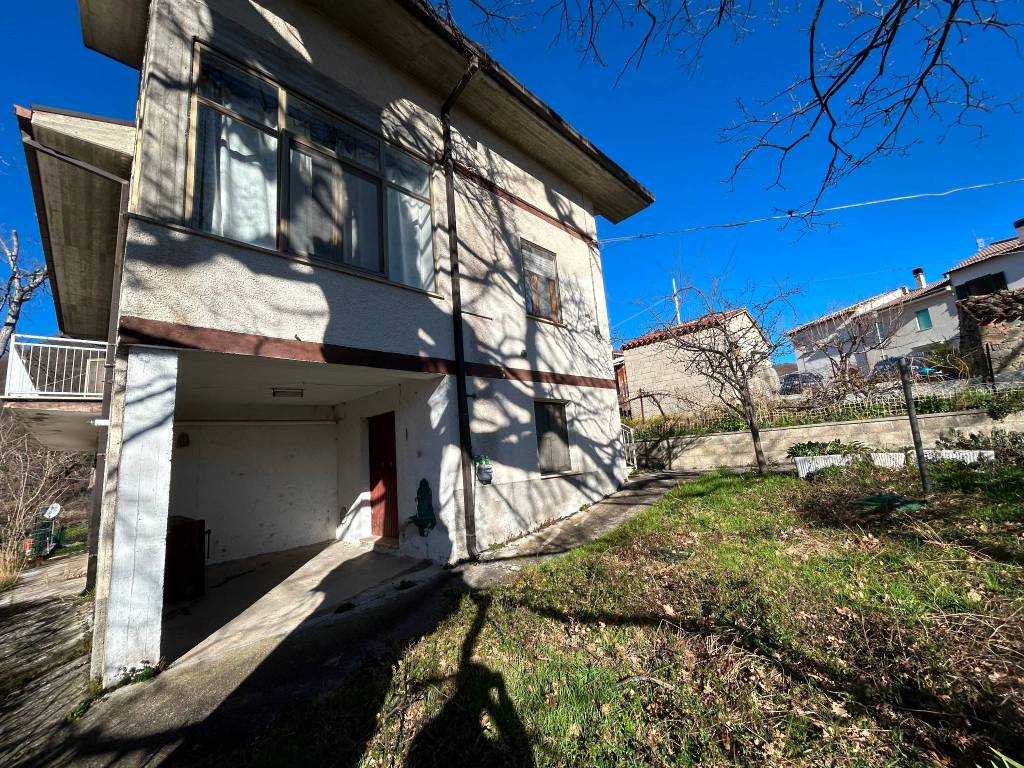 Casa indipendente a Montorio al vomano - Foto 4