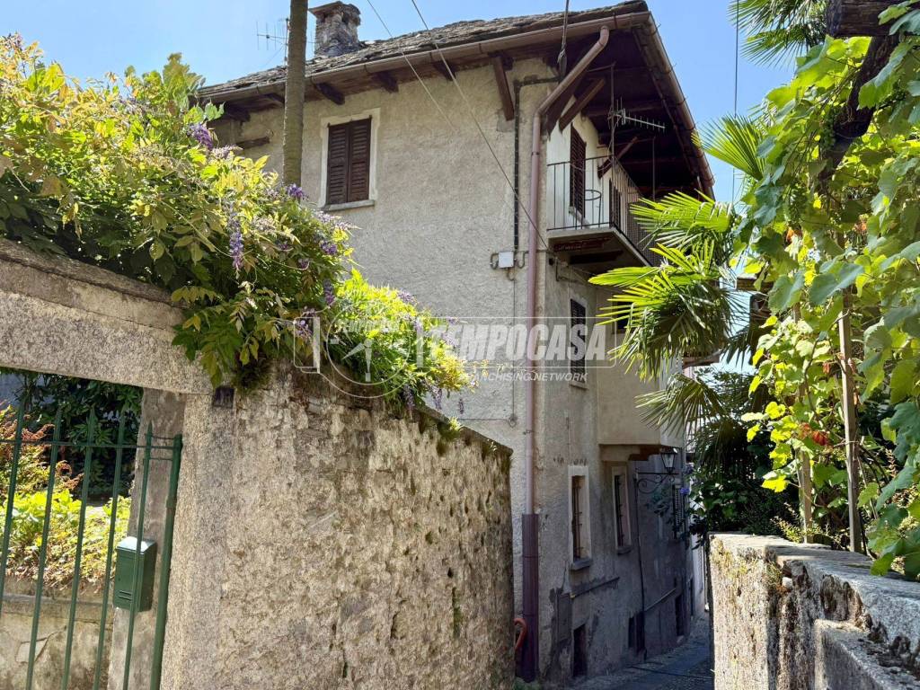 Casa indipendente a Ghiffa in Via Monte Rosa, 8 - Foto 2