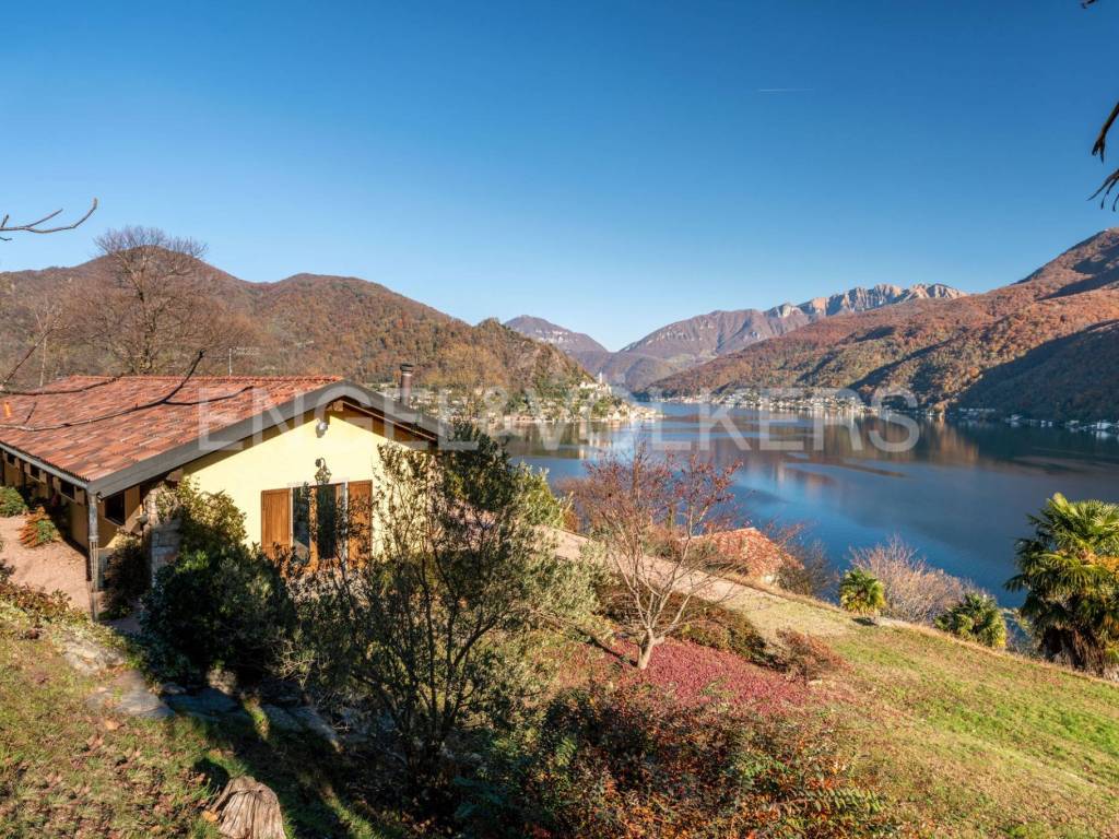 Villa a Cuasso al monte in Via Casamora - Foto 2