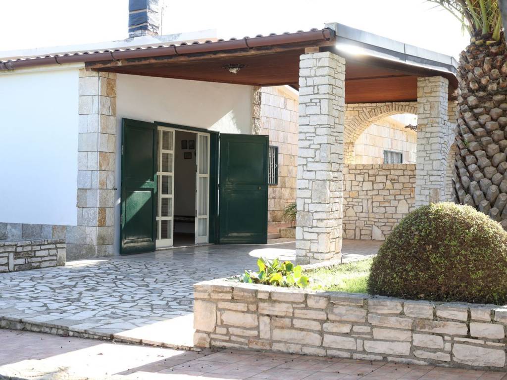Villa a Andria in SS170dir A - Foto 2