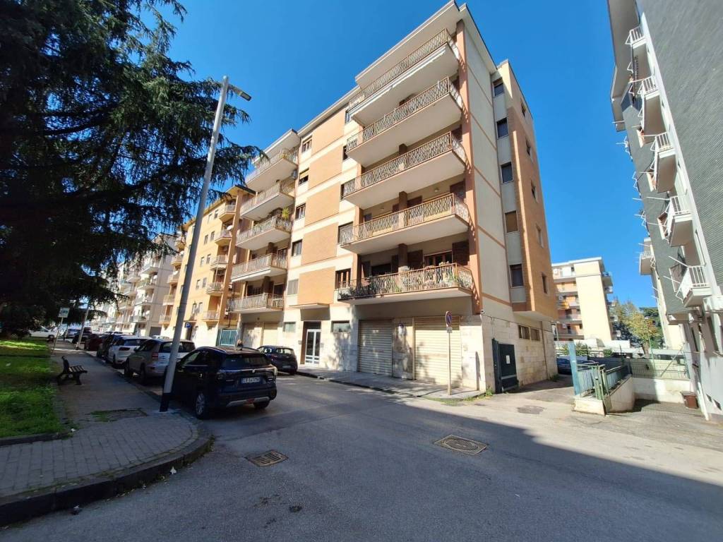 Appartamento a Benevento in Via Francesco Flora - Foto 2
