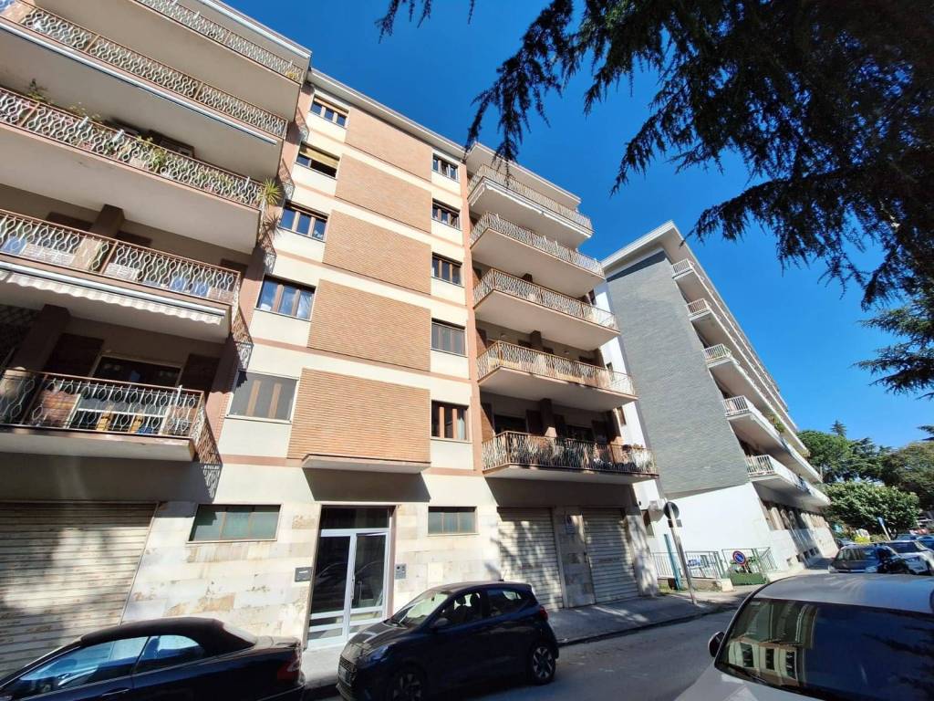 Appartamento a Benevento in Via Francesco Flora - Foto 3