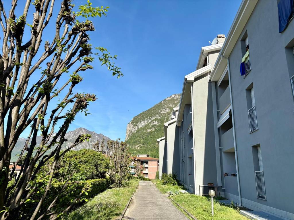 Appartamento a Lecco in Via Don Luigi Monza - Foto 5