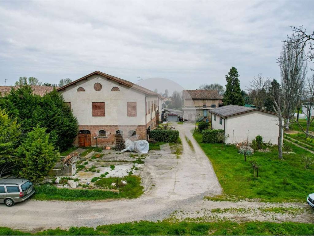 Rustico / casale a Reggio emilia in Via Werter Asseverati, 29 - Foto 5