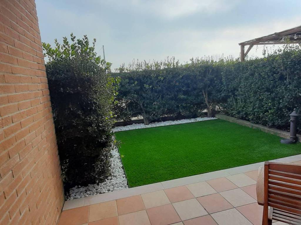 Villetta a schiera a Mantova in Strada Cinciana, 10 - Foto 2