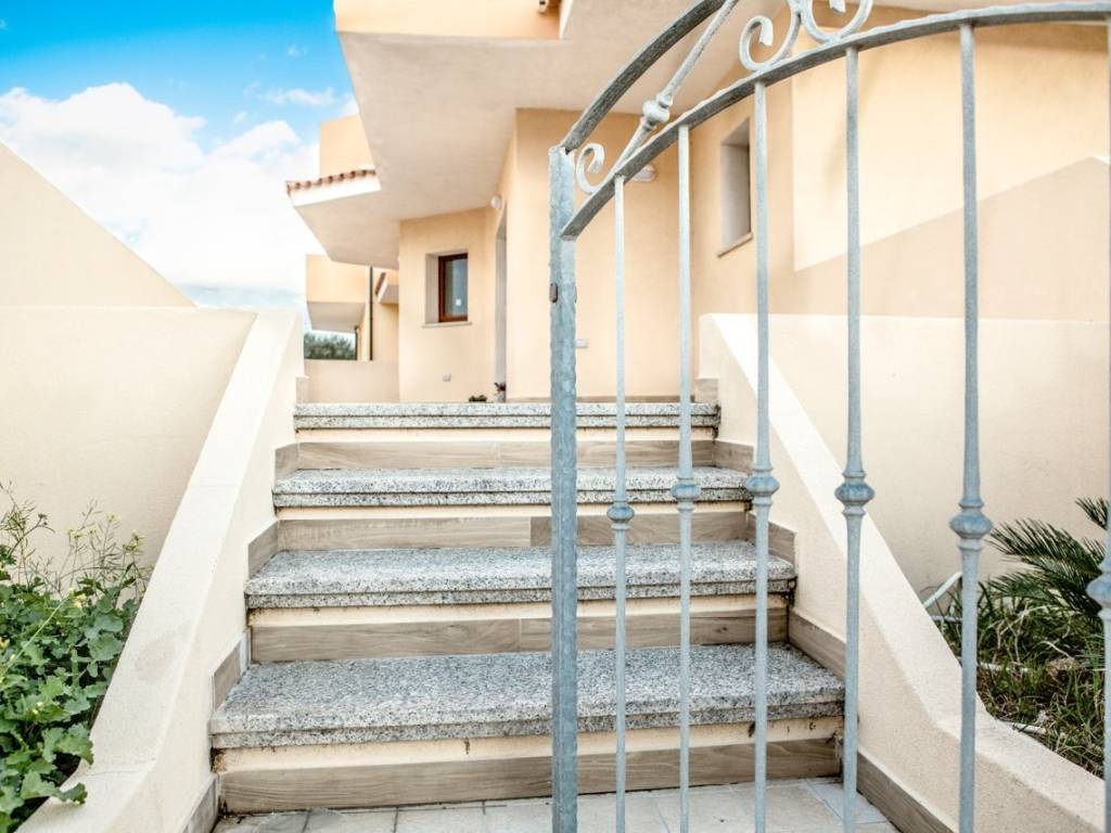 Appartamento a Santa teresa gallura in Via Monte Grappa - Foto 2