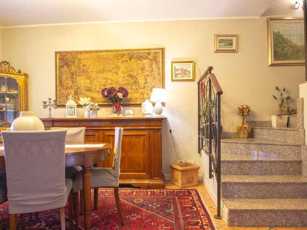 Villa a Zelo buon persico in Via Camillo Benso di Cavour, 5 - Foto 4