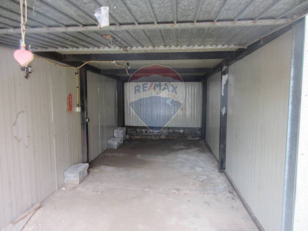 Box / garage a Melilli in Via Savonarola, 120 - Foto 4