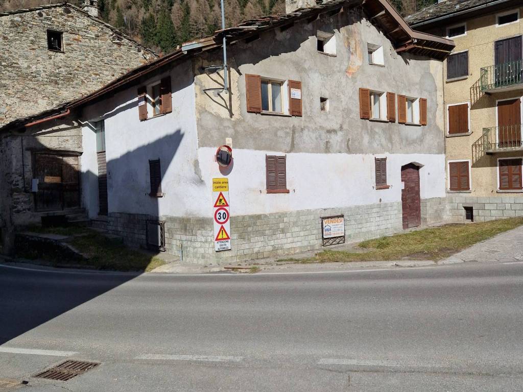 Casa indipendente a Campodolcino in Via Corti - Foto 2