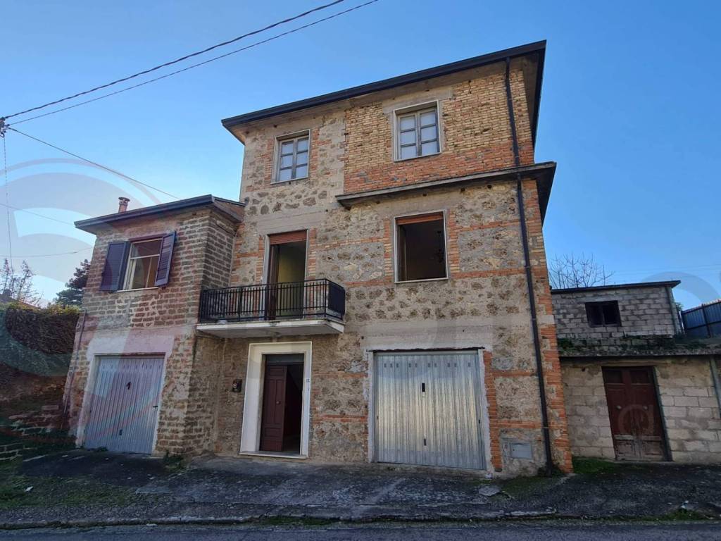 Palazzo / stabile a Monte san giovanni campano in Via Casanuova, 11 - Foto 3