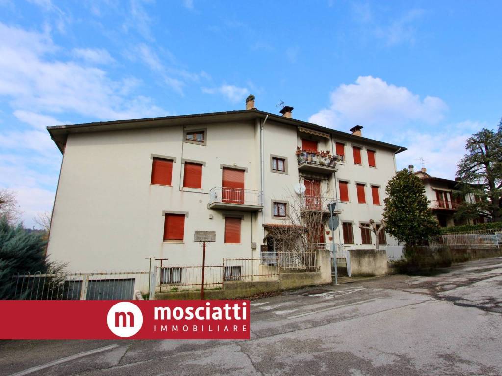 Appartamento a Matelica in Via Beato Angelico, 5 - Foto 2
