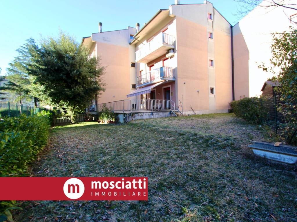 Appartamento a Matelica in Viale Marconi - Foto 3