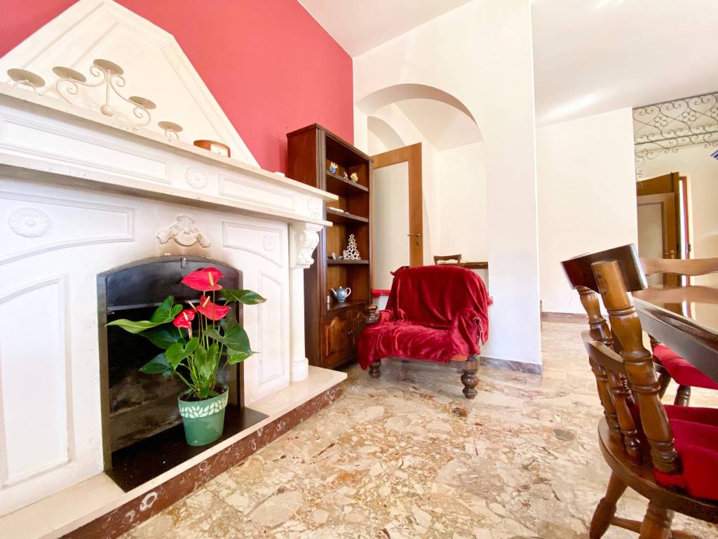 Villa a Loreto in Via Alessandro Manzoni - Foto 4
