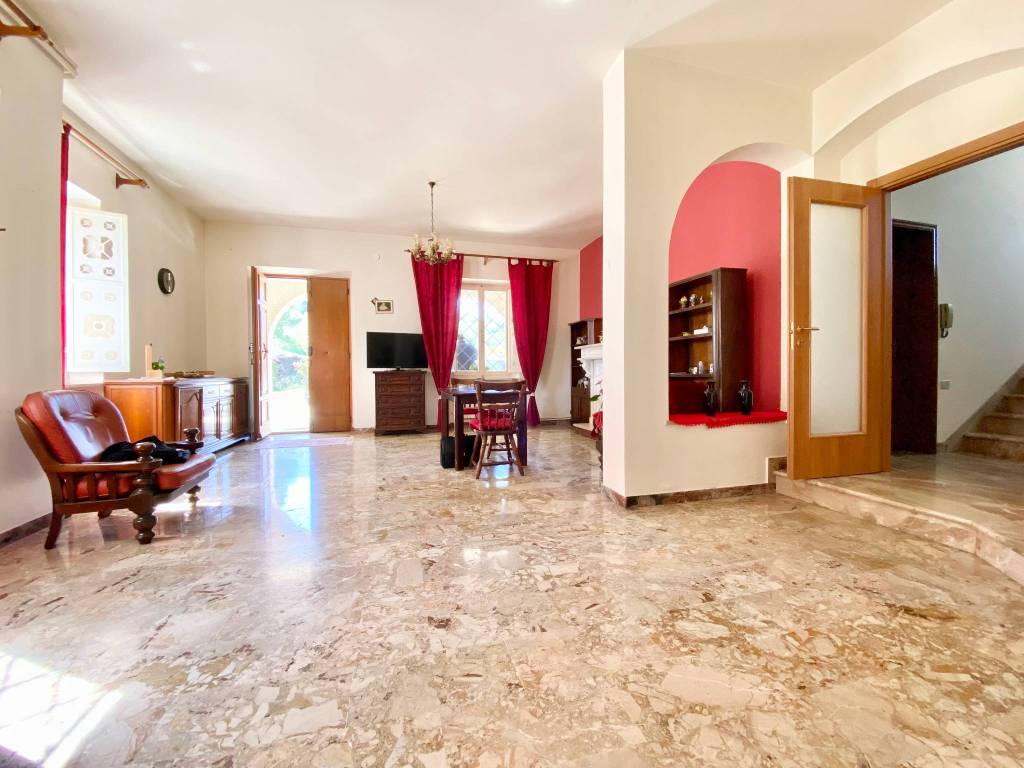 Villa a Loreto in Via Alessandro Manzoni - Foto 5