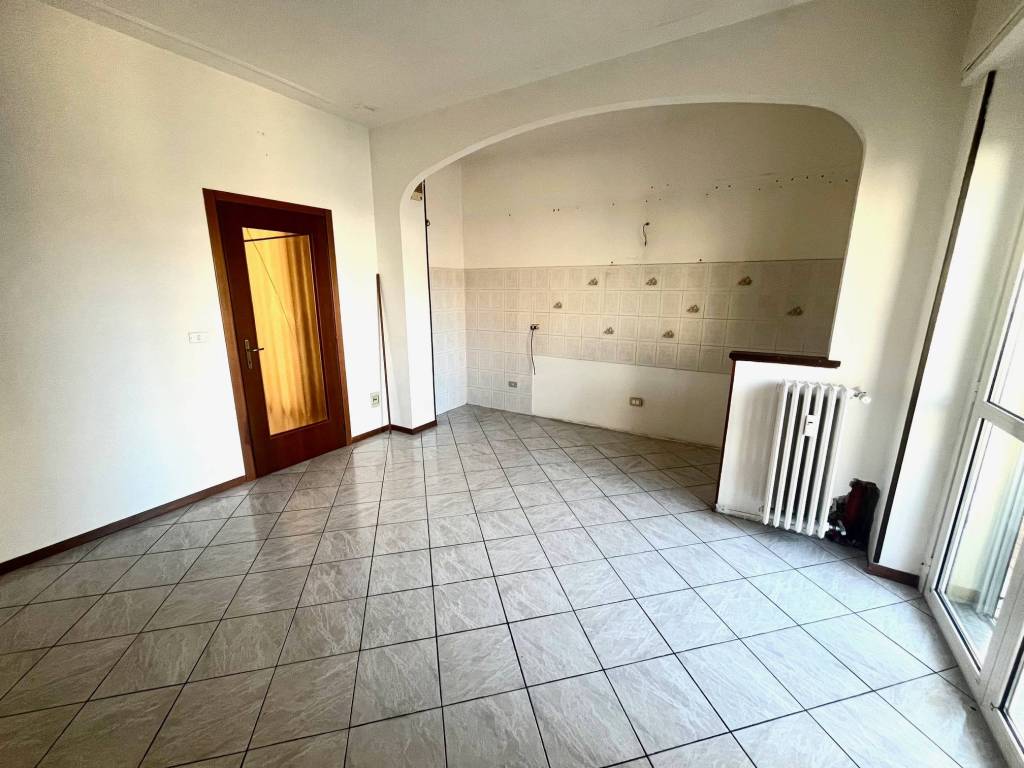 Appartamento a Vercelli in Viale della Rimembranza, 34 - Foto 2