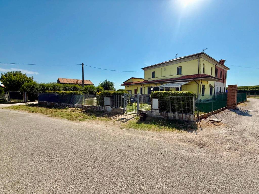 Casa indipendente a Alfonsine in Via Passetto, 106 - Foto 5
