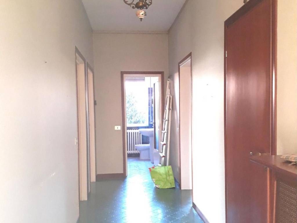 Appartamento a Castelnuovo bozzente in Via Roma, 11 - Foto 3