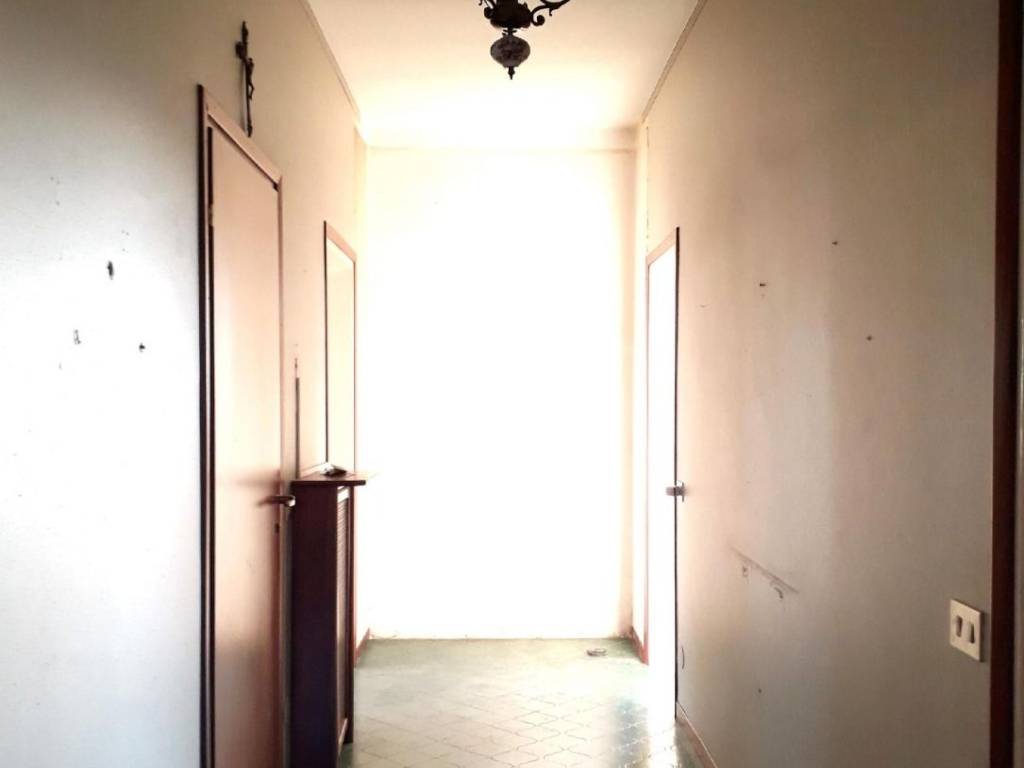 Appartamento a Castelnuovo bozzente in Via Roma, 11 - Foto 4