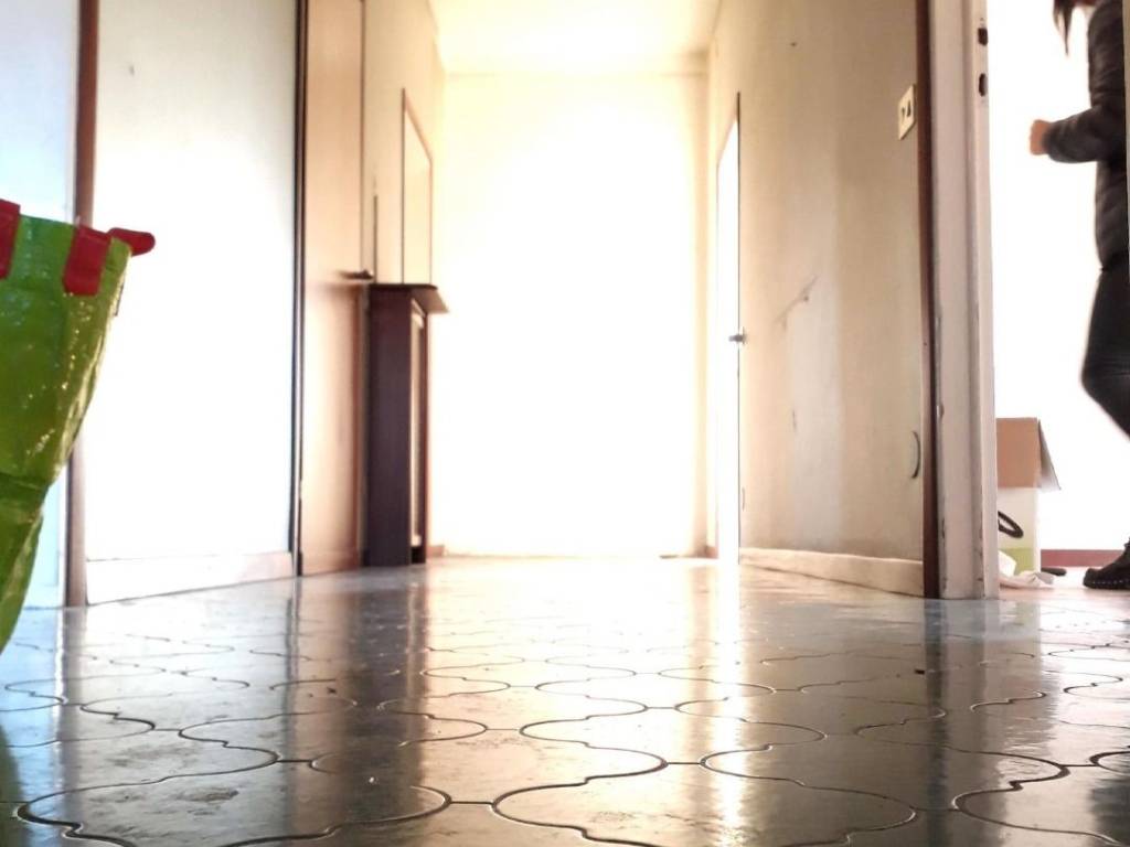 Appartamento a Castelnuovo bozzente in Via Roma, 11 - Foto 5