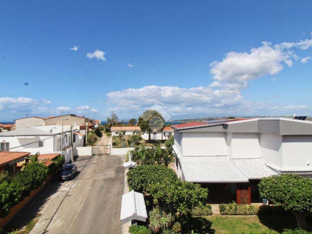 Rustico / casale a Isola di capo rizzuto in Via Luigi Longo, 2 - Foto 3