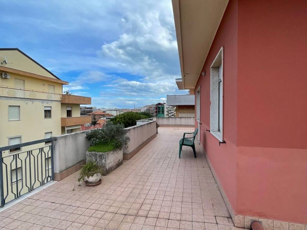 Attico / mansarda a Pescara in Via Bardet - Foto 4
