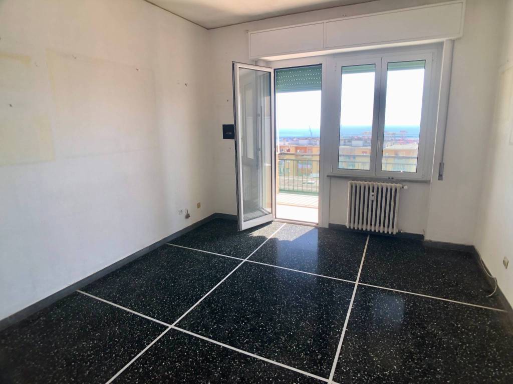 Appartamento a Genova in Via Vittorio Battaglini - Foto 2