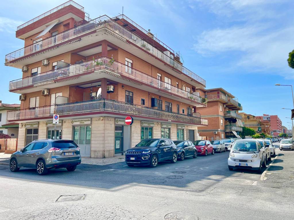 Appartamento a Ladispoli in Via Flavia - Foto 3