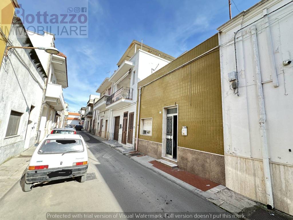 Appartamento a Lizzano in Via Dante Alighieri, 17 - Foto 3