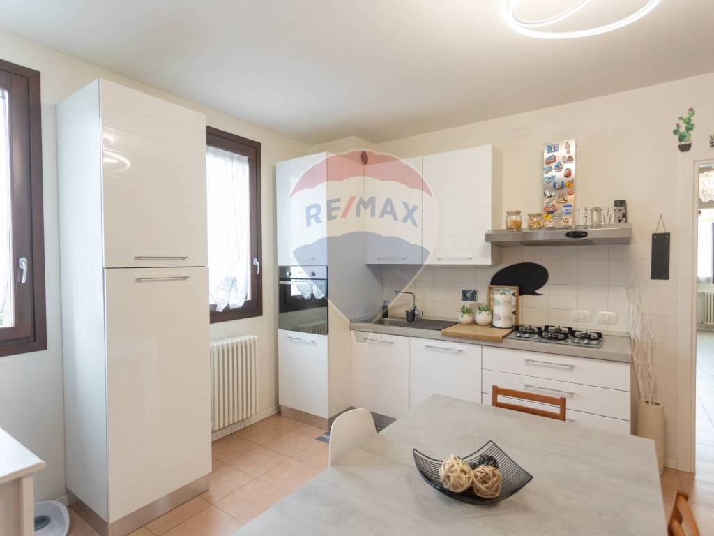 Appartamento a Fidenza in Via Partigiani Fidentini - Foto 3