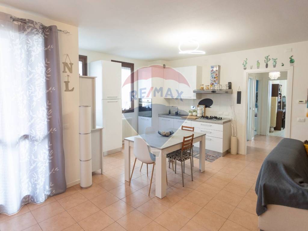 Appartamento a Fidenza in Via Partigiani Fidentini - Foto 5