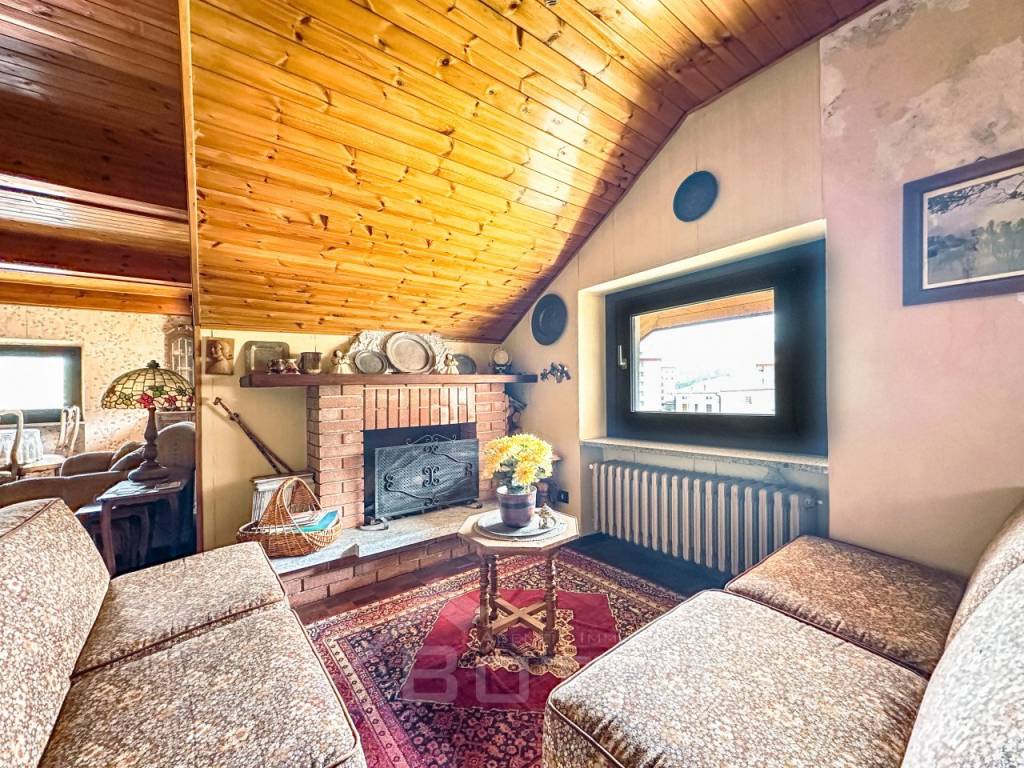 Appartamento a Borgosesia in Viale Rimembranze 7 - Foto 5