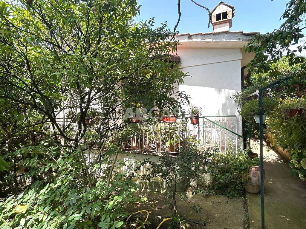 Villa a Genzano di roma in Via Silla - Foto 4