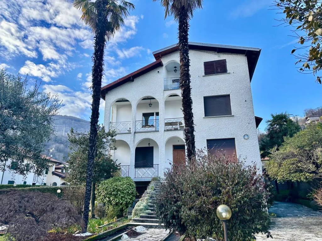 Appartamento a Gravedona ed uniti in Via Paradiso, 27 - Foto 3